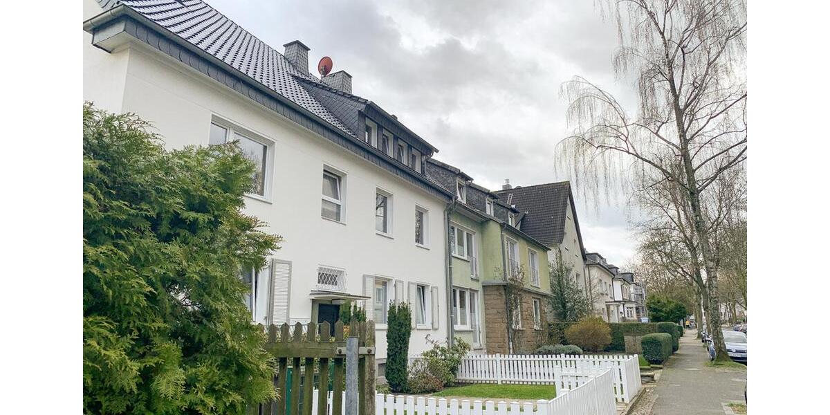 Dachgeschoßwohnung Bochum Wiemelhausen - 2.5 Zimmer, 60 m&sup2;, 495&euro; | Angebot:25220406