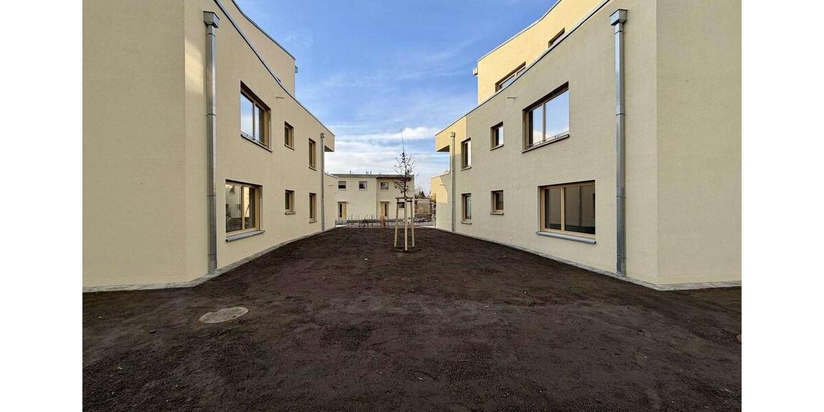 Dachgeschoßwohnung Markkleeberg - 2 Zimmer, 72 m&sup2;, 1.296&euro; | Angebot:24393511