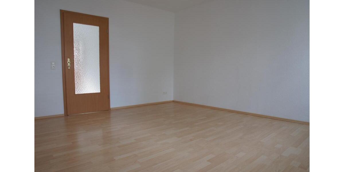 Erdgeschoßwohnung Staßfurt - 1 Zimmer, 32 m&sup2;, 230&euro; | Angebot:26561666