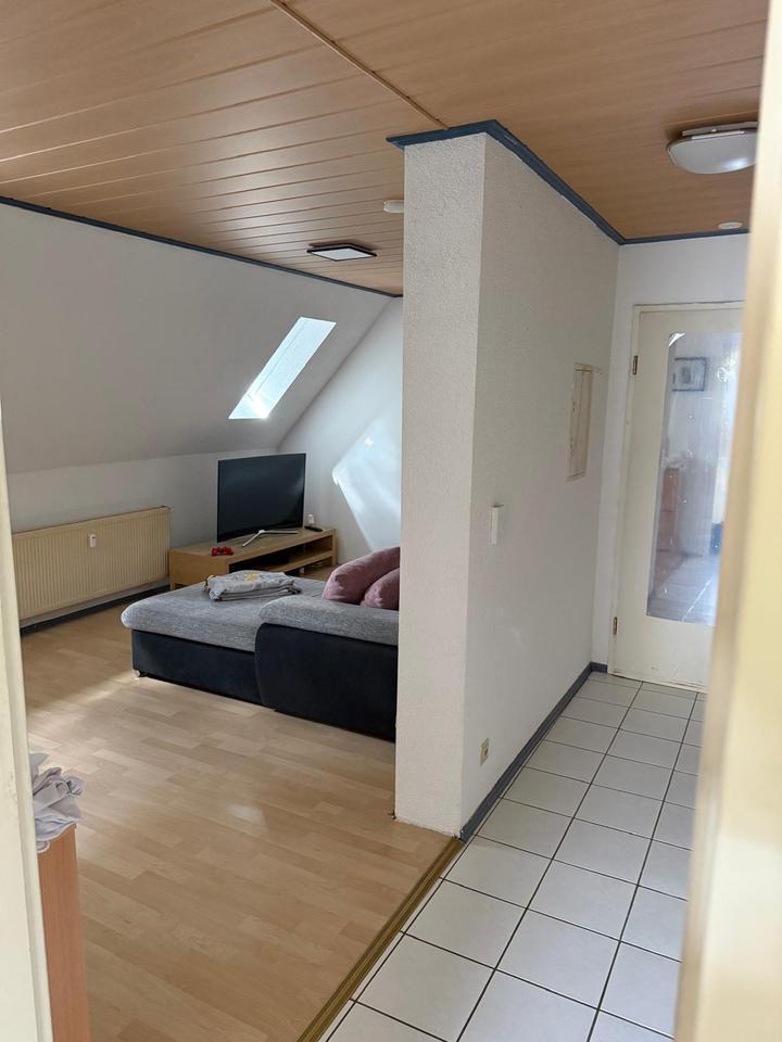 2- Zimmer Dachgeschoßwohnung in Lohr - Pflochsbach zu vermieten