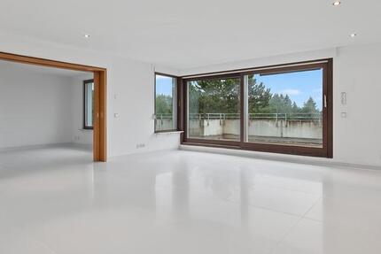 Haus Waldbronn - 5 Zimmer, 177 m&sup2;, 2.170&euro; | Angebot:26678671