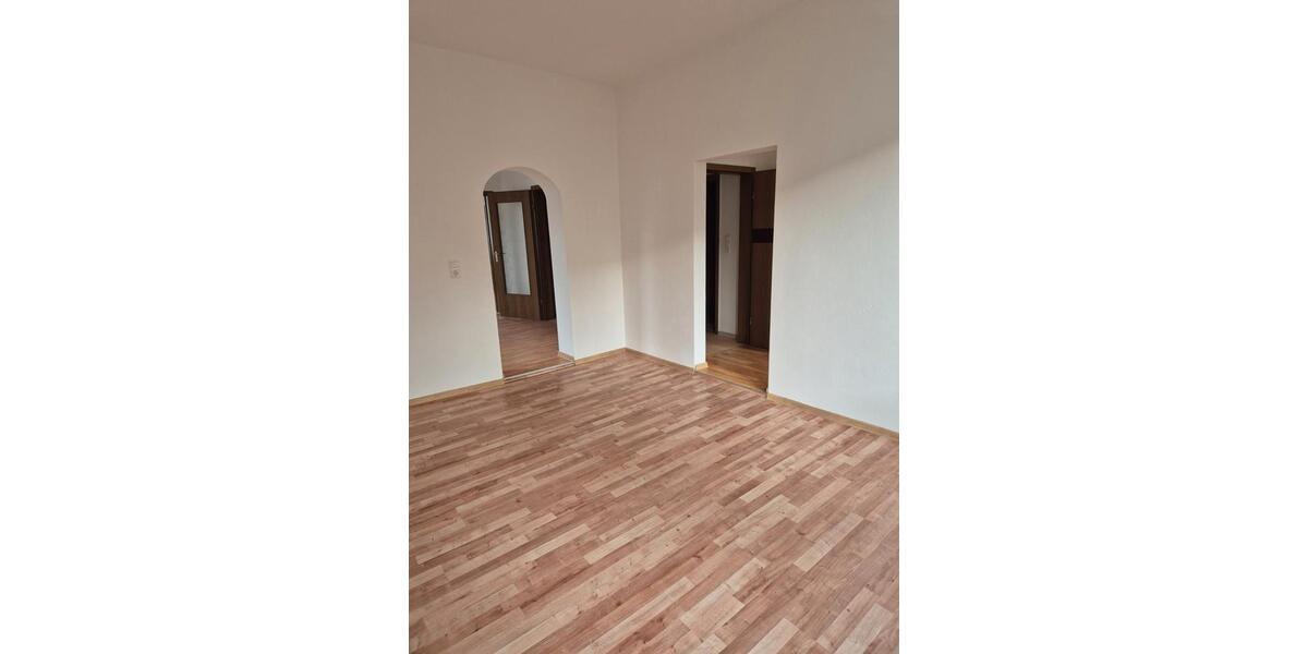 Erdgeschoßwohnung Waldsassen - 3 Zimmer, 70 m&sup2;, 500&euro; | Angebot:26548490