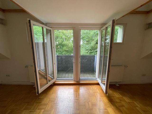 Dachgeschoßwohnung Ravensburg - 3 Zimmer, 80 m&sup2;, 1.400&euro; | Angebot:25306804