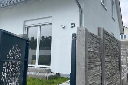 Einfamilienhaus mit Photovoltaik zimmer