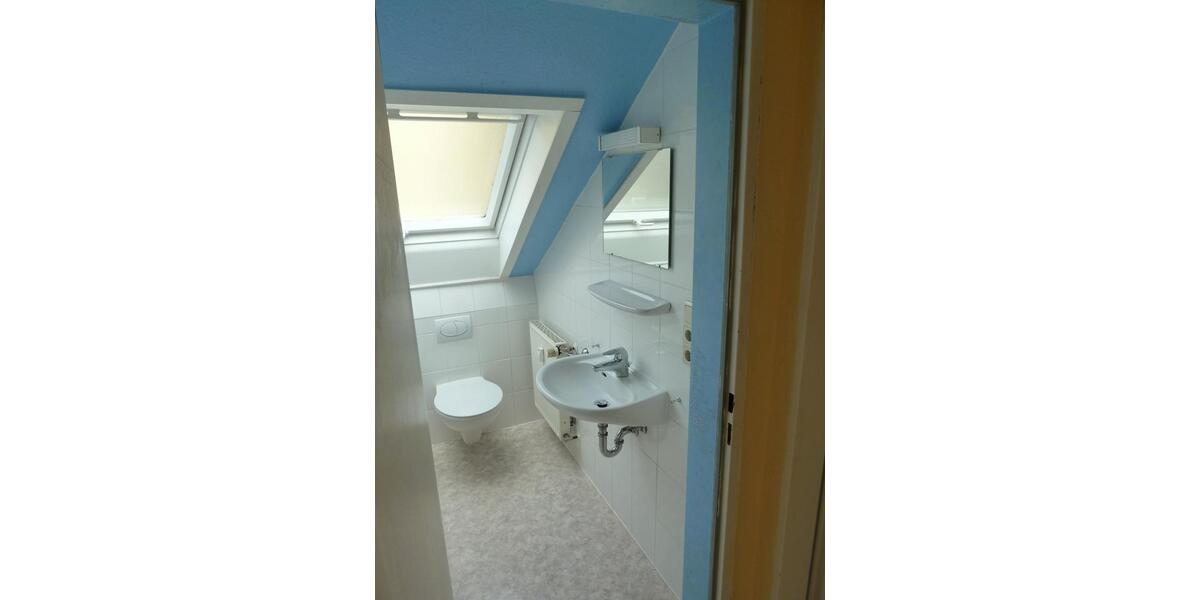 Dachgeschoßwohnung Marburg Biegenviertel - 1 Zimmer, 30 m&sup2;, 395&euro; | Angebot:26004065