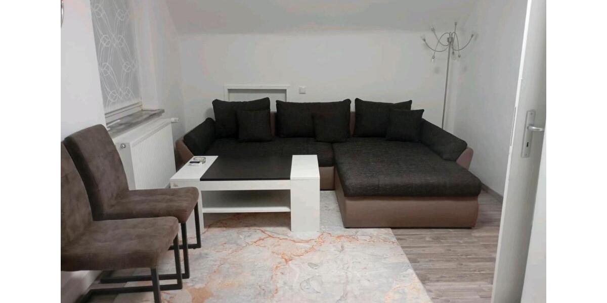 Dachgeschoßwohnung Hameln - 3 Zimmer, 65 m&sup2;, 490&euro; | Angebot:26626040