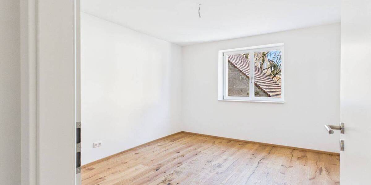 Etagenwohnung Amberg - 3 Zimmer, 110 m&sup2;, 1.640&euro; | Angebot:26242980