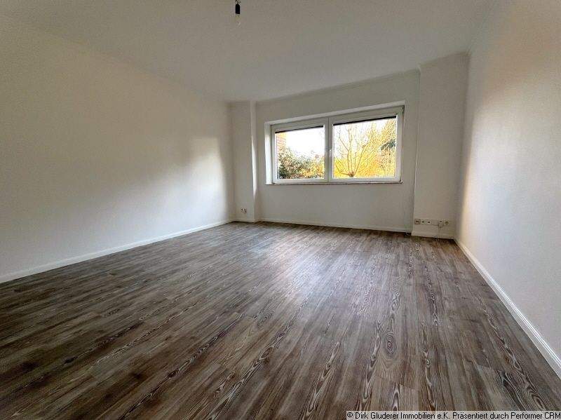 Einfamilienhaus Quickborn - 8 Zimmer, 210 m&sup2;, 2.490&euro; | Angebot:25834630