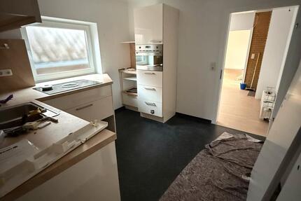 Schöne 2-Zimmer-Wohnung | Balkon | Einbauküche - frisch renoviert zimmer