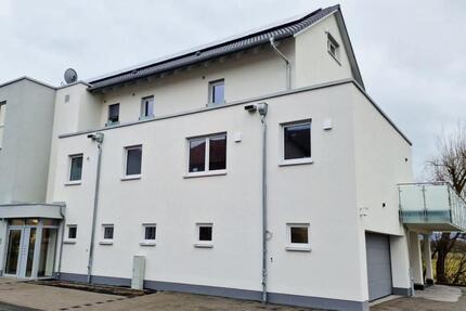 Wohnung Niestetal - 2 Zimmer, 70 m&sup2;, 990&euro; | Angebot:25137698