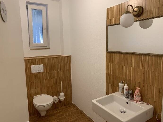 Gewerbeobjekt Nierstein - 2 Zimmer, 106 m&sup2;, 1.650&euro; | Angebot:25727295