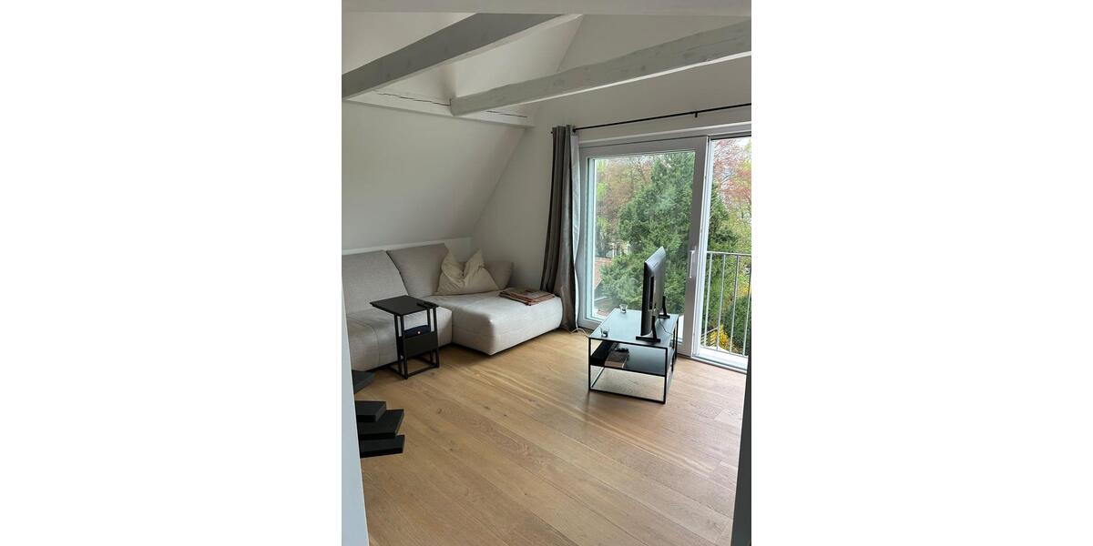 Dachgeschoßwohnung Oberhaching Deisenhofen - 1.5 Zimmer, 40 m&sup2;, 1.850&euro; | Angebot:24626456