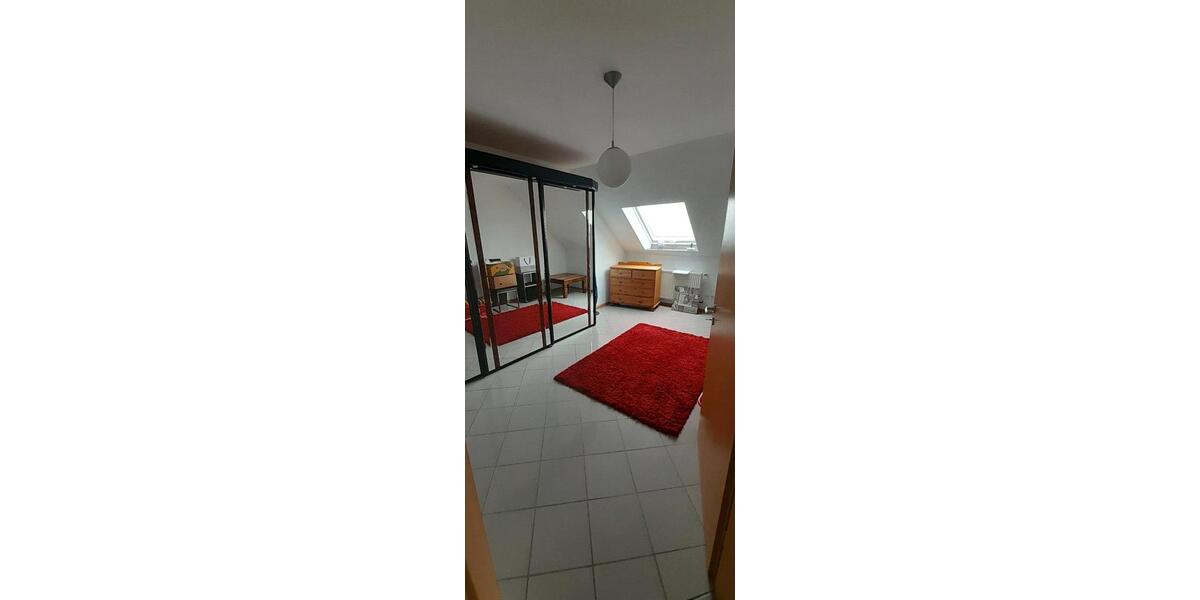 Dachgeschoßwohnung Erwitte - 4 Zimmer, 115 m&sup2;, 750&euro; | Angebot:24478580