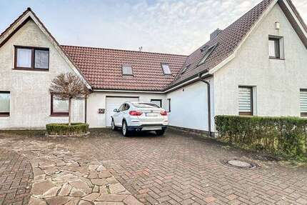 Haus zum Mieten in Bremerhaven 270 € 200 m²