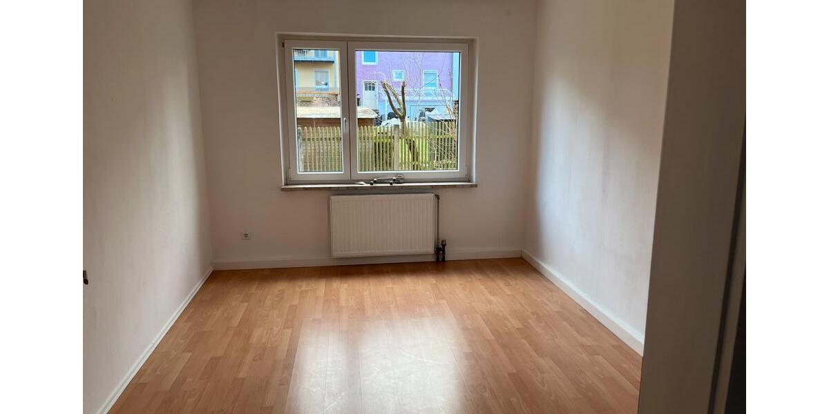 Etagenwohnung Hof Altstadt - 4 Zimmer, 90 m&sup2;, 670&euro; | Angebot:26580909