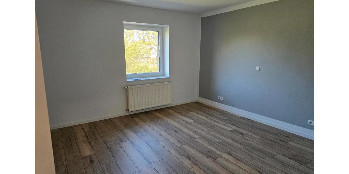 Etagenwohnung Apen - 3 Zimmer, 85 m&sup2;, 1.050&euro; | Angebot:26516008