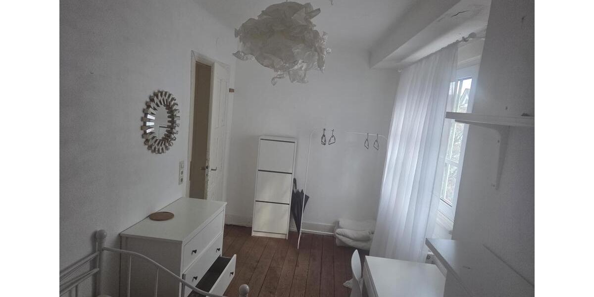 Etagenwohnung Tübingen - 4 Zimmer, 85 m&sup2;, 450&euro; | Angebot:26040737