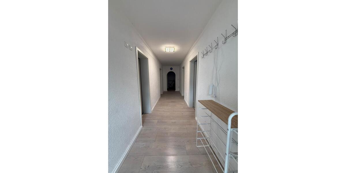 Wohnen auf Zeit Werdohl - 3 Zimmer, 110 m&sup2;, 15&euro; | Angebot:26127815