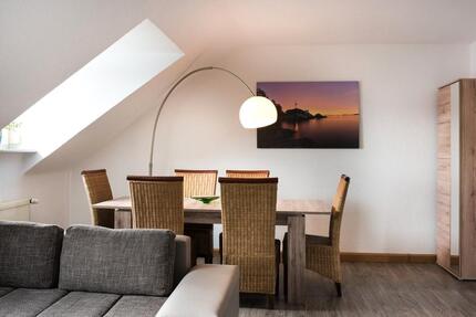 Wohnung Nürnberg Gärten bei Wöhrd - 3 Zimmer, 95 m&sup2;, 1.250&euro; | Angebot:26585573