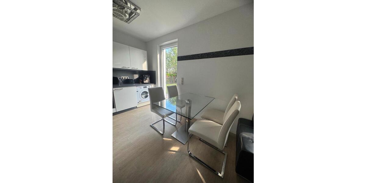 Erdgeschoßwohnung Berlin Neukölln - 2 Zimmer, 60 m&sup2;, 1.490&euro; | Angebot:25107602