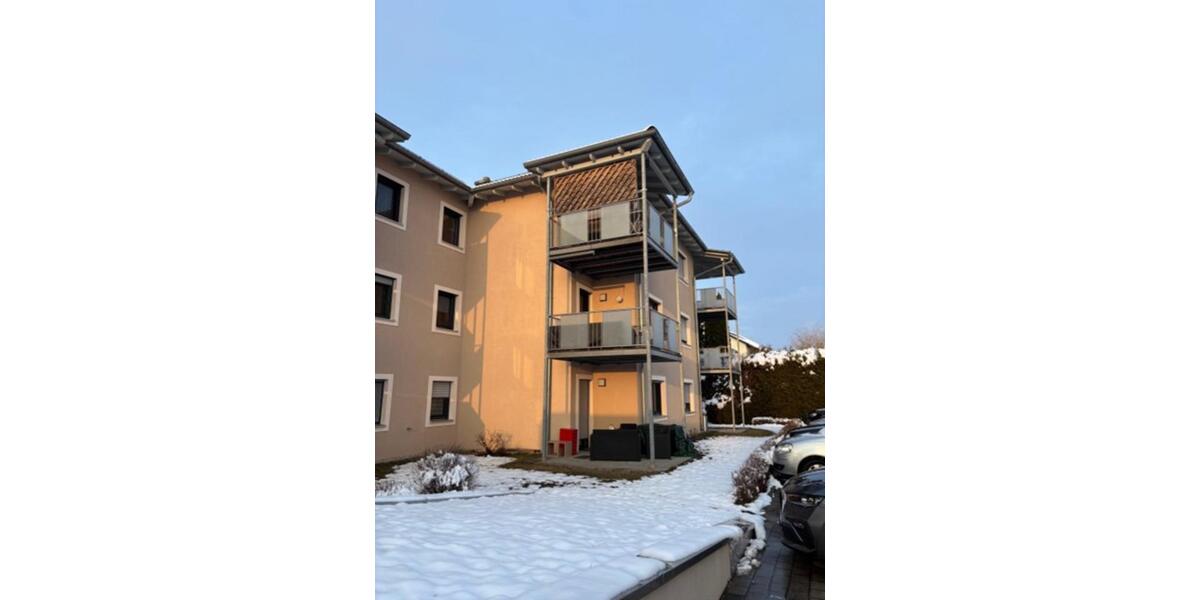 Etagenwohnung Eggenfelden - 3 Zimmer, 75 m&sup2;, 765&euro; | Angebot:25159603