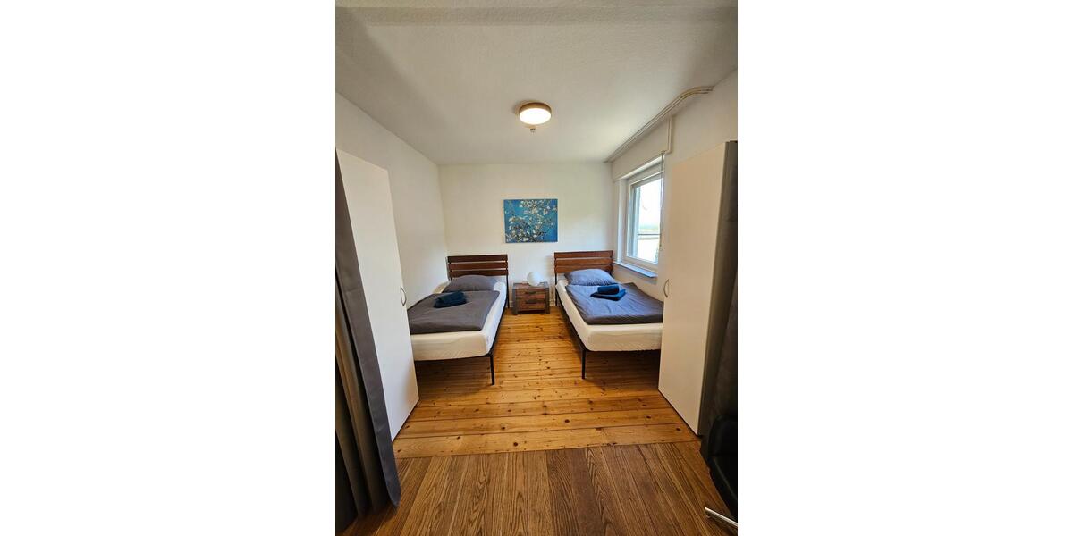 Wohnen auf Zeit Bielefeld Stieghorst - 4 Zimmer, 80 m&sup2;, 17&euro; | Angebot:24398302