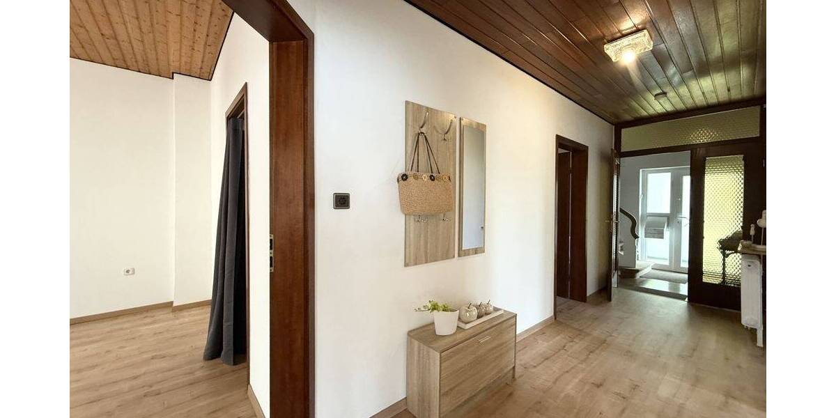 helle sanierte Altbau Wohnung 2 zimmer