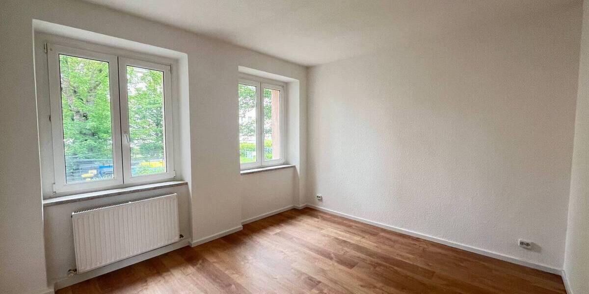 Etagenwohnung Zwickau Pölbitz - 3 Zimmer, 70 m&sup2;, 400&euro; | Angebot:26826635