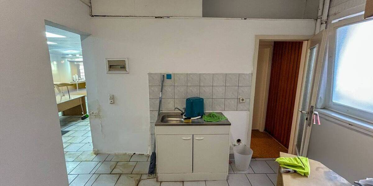 Gewerbeobjekt Übach-Palenberg / Palenberg Palenberg - 3 Zimmer, 99 m&sup2;, 650&euro; | Angebot:23956553