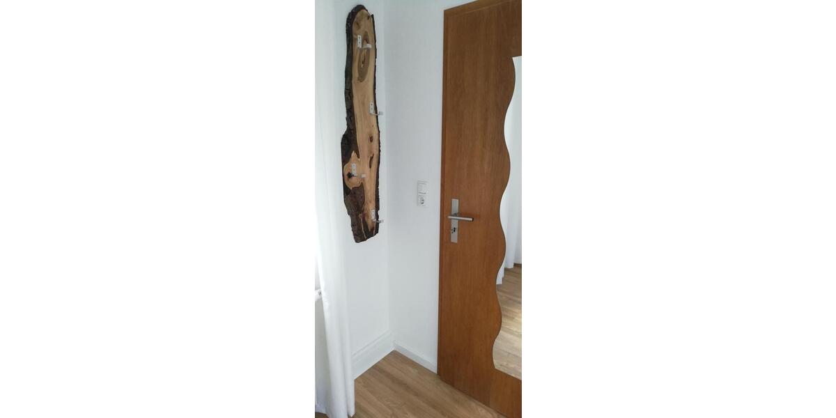 Etagenwohnung Apolda - 1 Zimmer, 18 m&sup2;, 280&euro; | Angebot:26051120