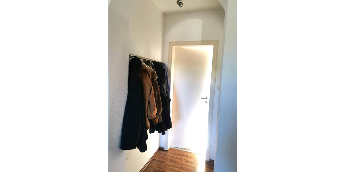 Dachgeschoßwohnung Bad Oeynhausen Dehme - 1.5 Zimmer, 50 m&sup2;, 350&euro; | Angebot:26652872