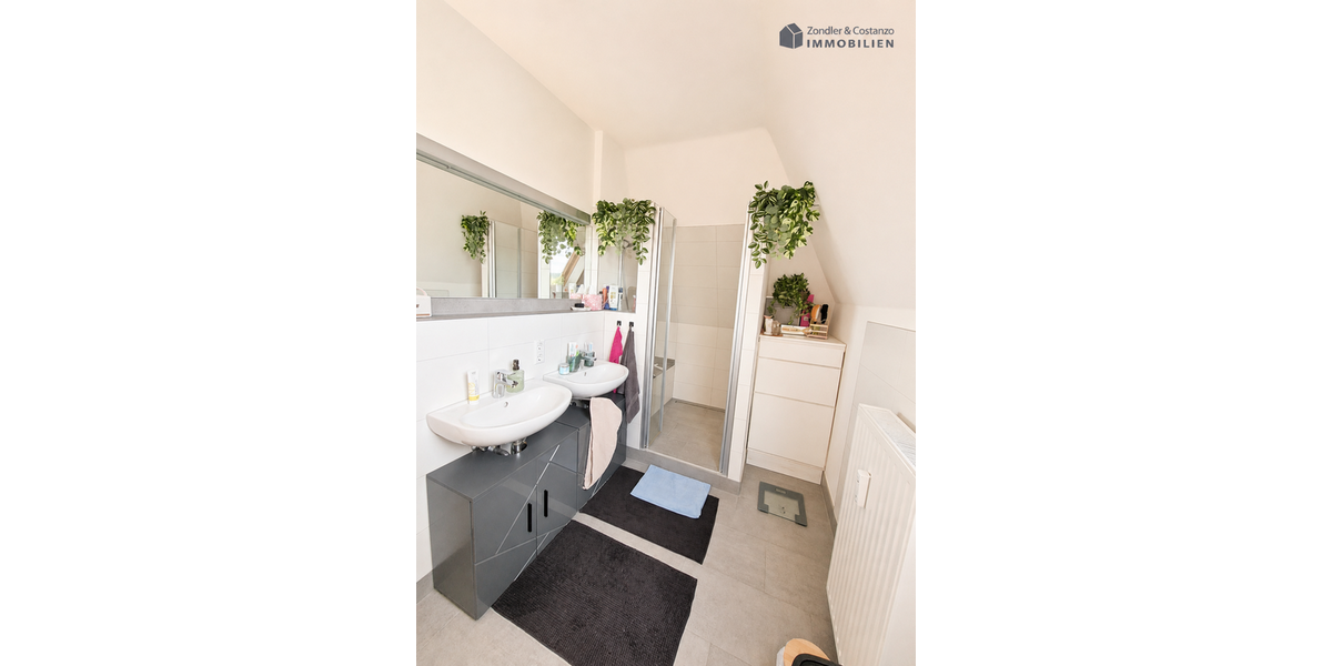 Etagenwohnung Stuttgart Luginsland - 4 Zimmer, 89 m&sup2;, 1.145&euro; | Angebot:27249962