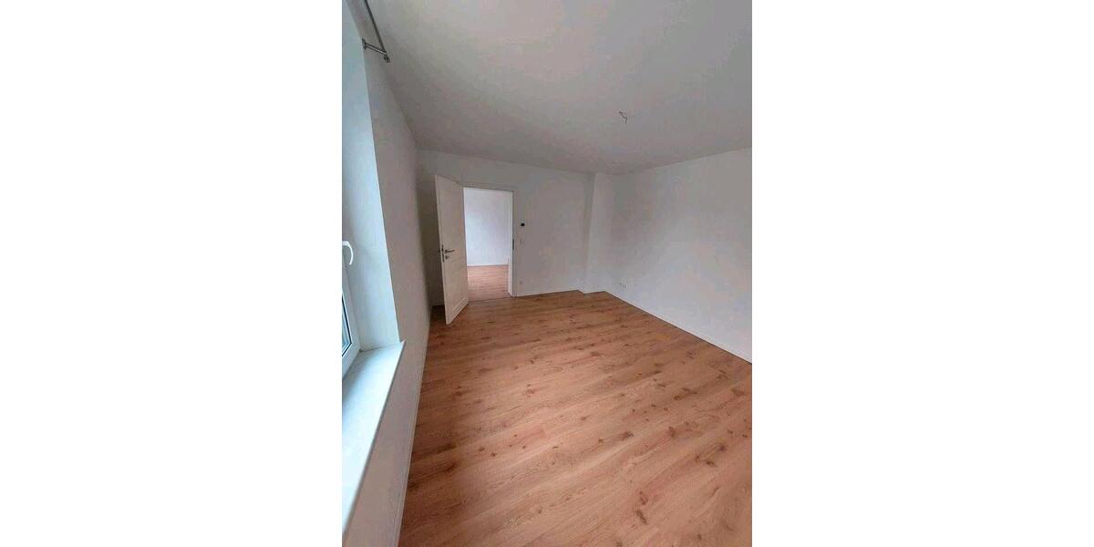 Maisonettenwohnung Selb - 5 Zimmer, 166 m&sup2;, 1.250&euro; | Angebot:26124430