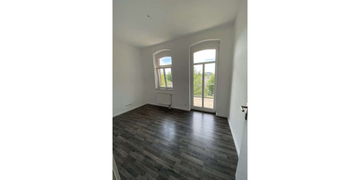 Etagenwohnung Zwickau Marienthal Ost - 4 Zimmer, 107 m&sup2;, 729&euro; | Angebot:26740362