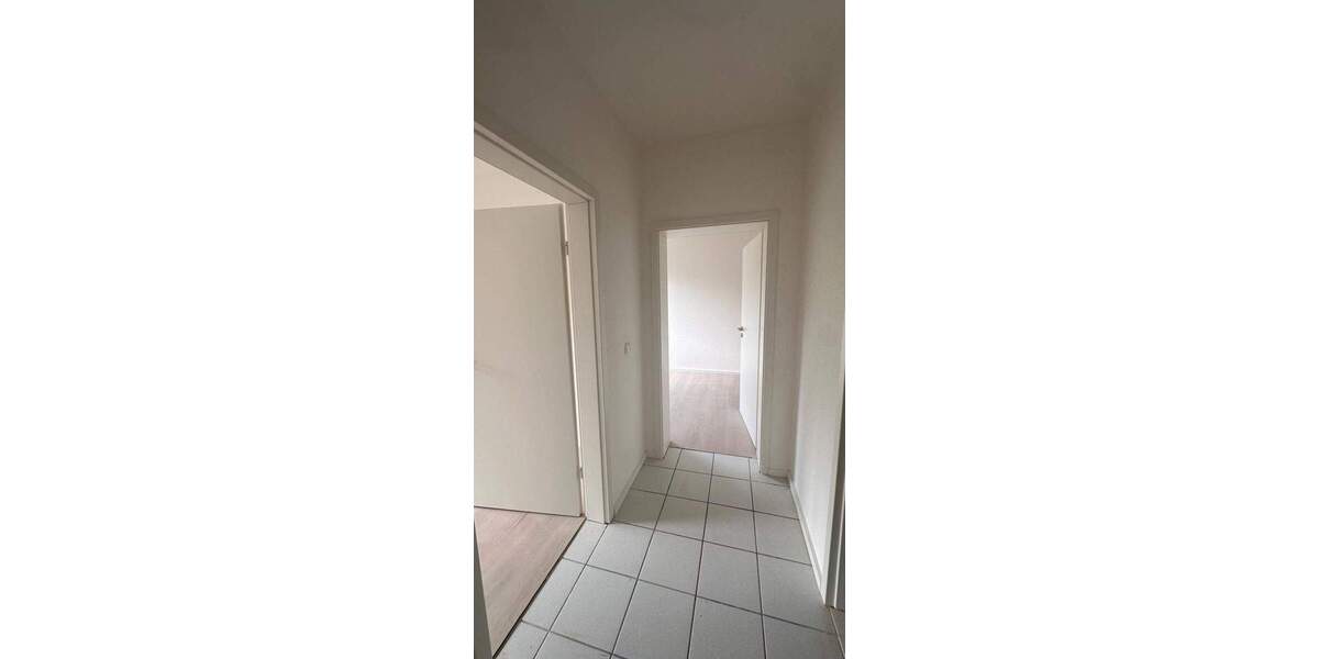 Etagenwohnung Mönchengladbach Giesenkirchen - 4 Zimmer, 88 m&sup2;, 1.000&euro; | Angebot:24826638
