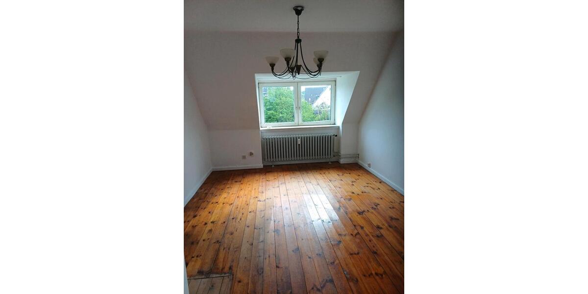 Dachgeschoßwohnung Laboe - 3 Zimmer, 61 m&sup2;, 545&euro; | Angebot:26232134