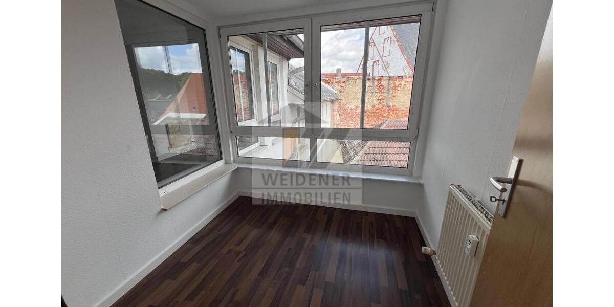 Dachgeschoßwohnung Weida - 4.5 Zimmer, 99 m&sup2;, 495&euro; | Angebot:22310211