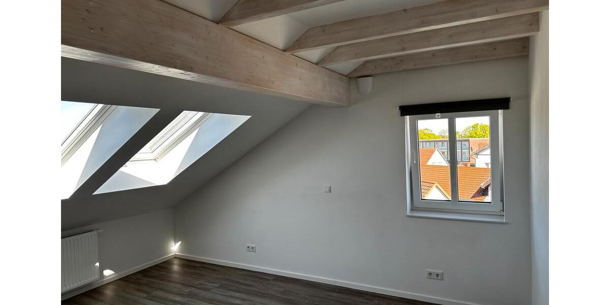 Dachgeschoßwohnung Bassum - 3 Zimmer, 92 m&sup2;, 945&euro; | Angebot:26644665