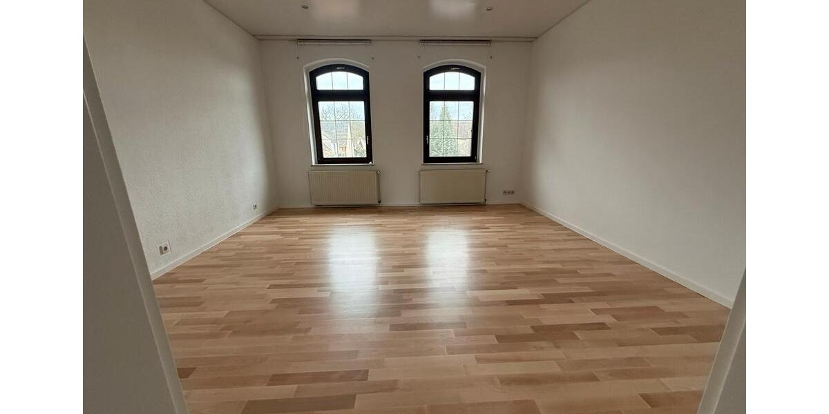 Einfamilienhaus Delitzsch - 5 Zimmer, 190 m&sup2;, 1.900&euro; | Angebot:25293807