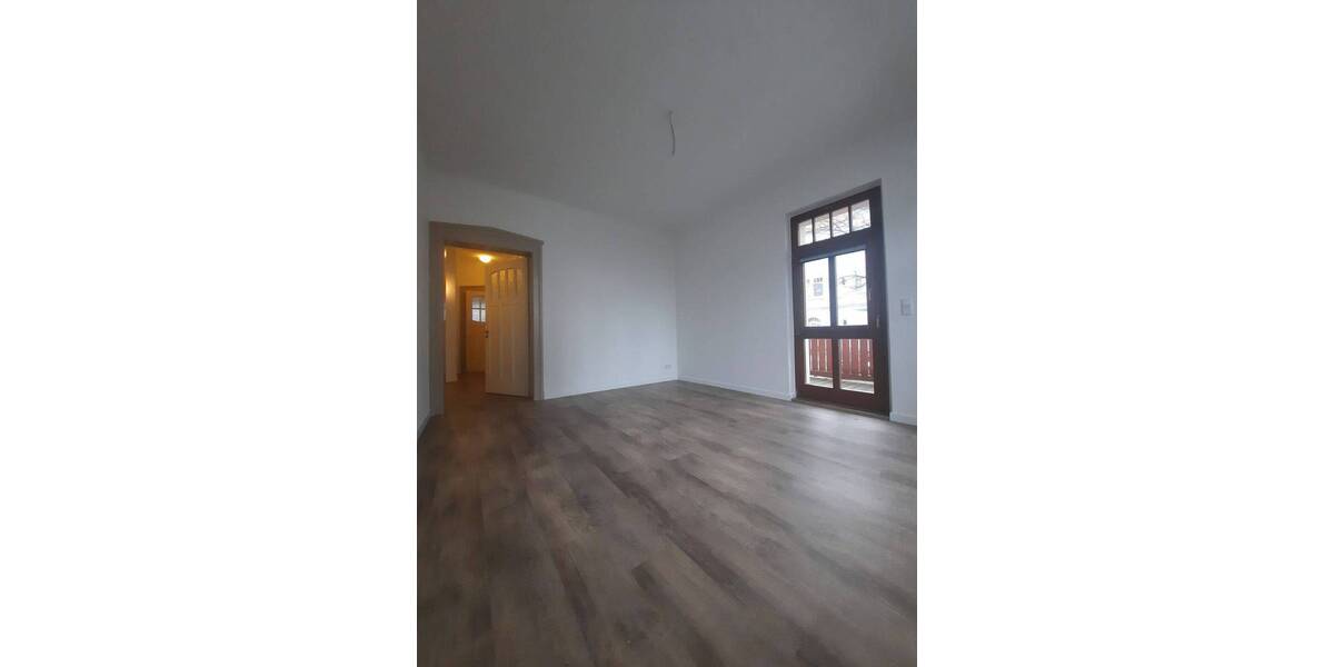 Etagenwohnung Zwickau Pölbitz - 5 Zimmer, 156 m&sup2;, 1.095&euro; | Angebot:26170929