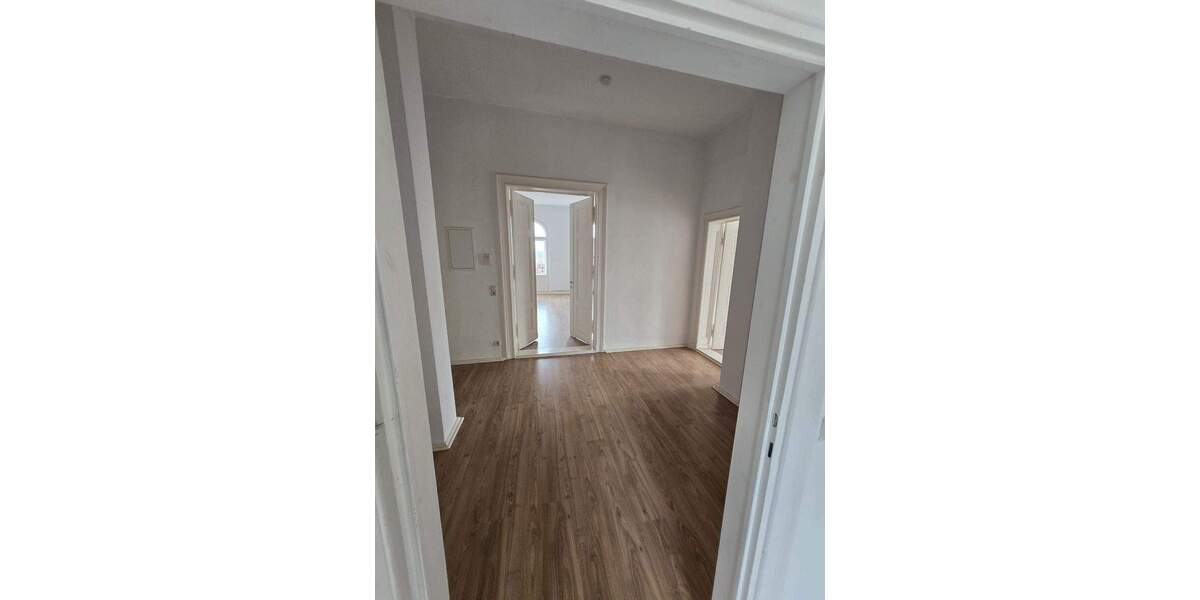 Etagenwohnung Frankfurt (Oder) Frankfurt - 4 Zimmer, 135 m&sup2;, 995&euro; | Angebot:25700933
