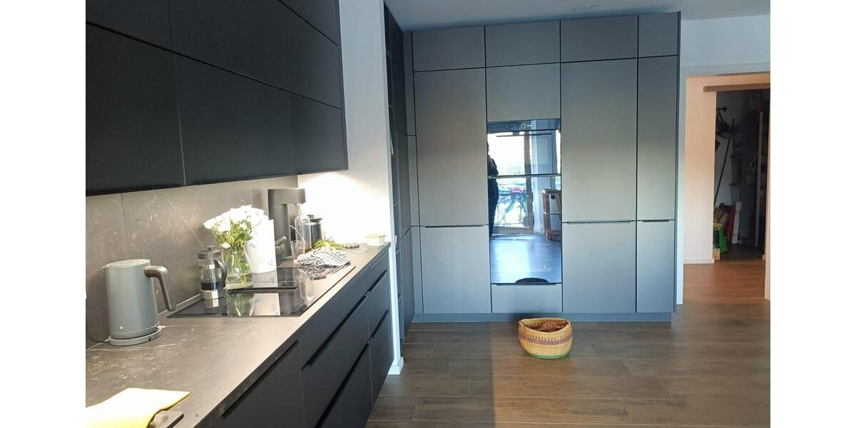 Mitbewohnerin in Stilvoller 4-Raum-Wohnung 25 zimmer
