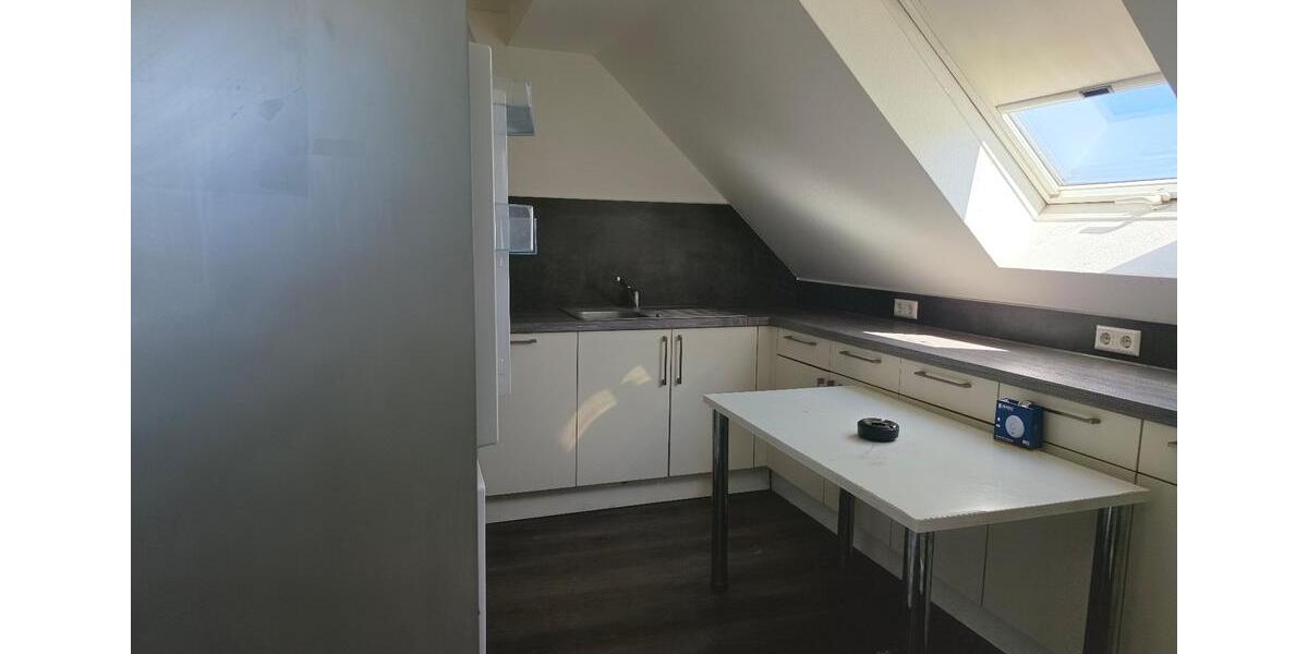 Wohnen auf Zeit Reutlingen - 1 Zimmer, 15 m&sup2;, 480&euro; | Angebot:26677504