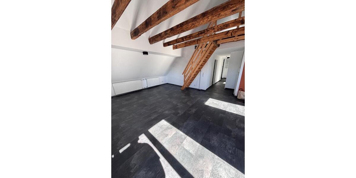 Etagenwohnung Wuppertal - 2.5 Zimmer, 76 m&sup2;, 725&euro; | Angebot:26423994