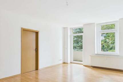 Wohnung Chemnitz Ebersdorf - 3 Zimmer, 81 m&sup2;, 560&euro; | Angebot:27459792