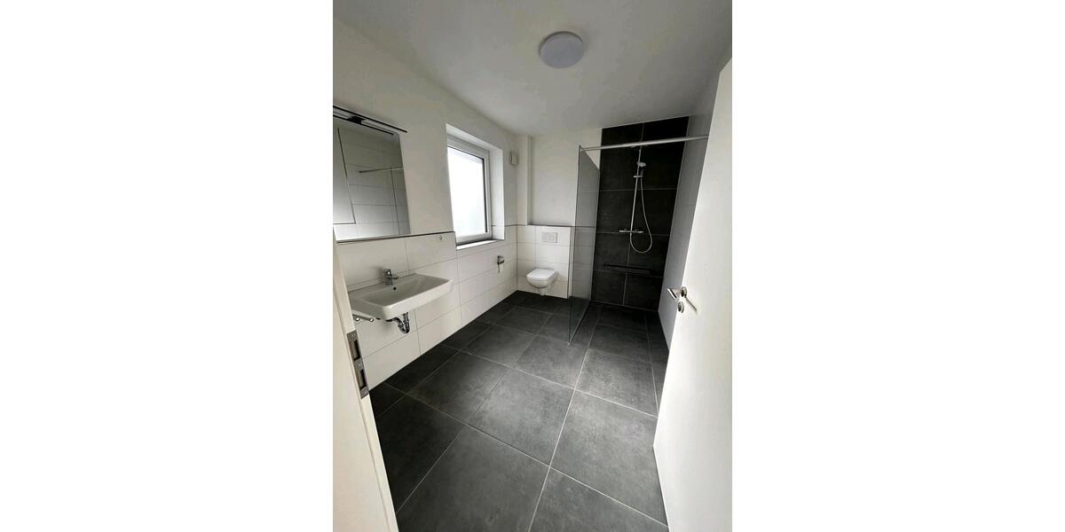 Dachgeschoßwohnung Bersenbrück - 1 Zimmer, 75 m&sup2;, 890&euro; | Angebot:25753995