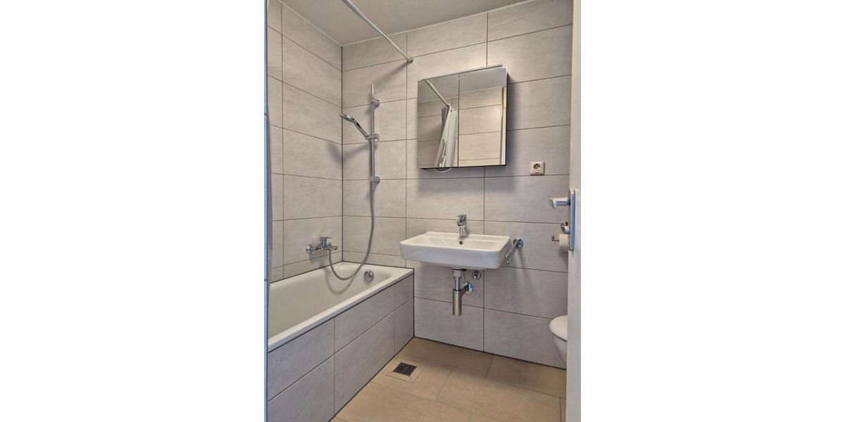 Etagenwohnung Wiesbaden - 1 Zimmer, 33 m&sup2;, 1.268&euro; | Angebot:20665403