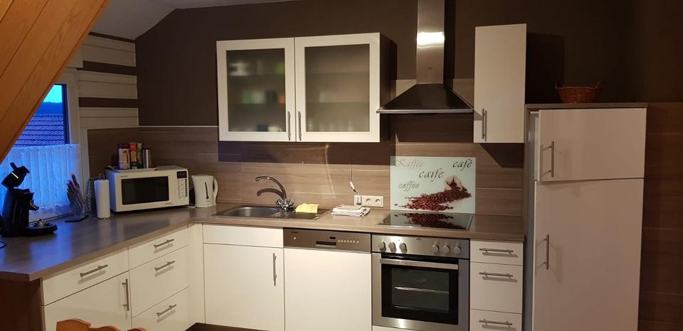 Wohnen auf Zeit Spangenberg - 3 Zimmer, 100 m&sup2;, 19&euro; | Angebot:19160284