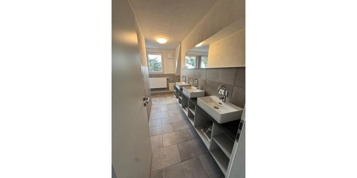 Wohnen auf Zeit Fulda - 7 Zimmer, 170 m&sup2;, 320&euro; | Angebot:25961589