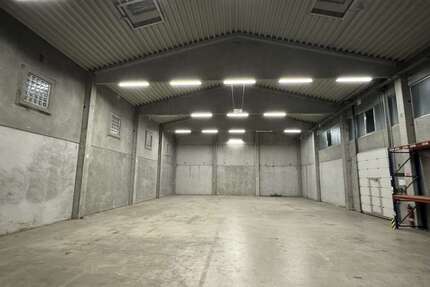 Halle in Lichtenfels 1.800 € 405 m² zimmer